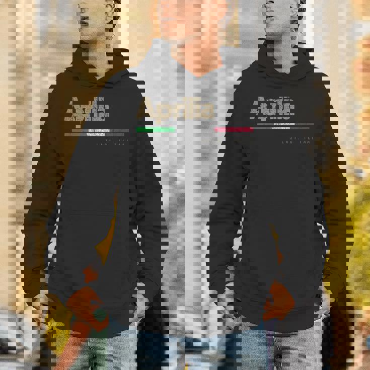 Aprilia イタリア都市レトロフラッグ イタリア パーカー