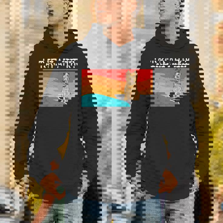 Take A Hike ケアンテリア グラフィック ハイキング パーカー