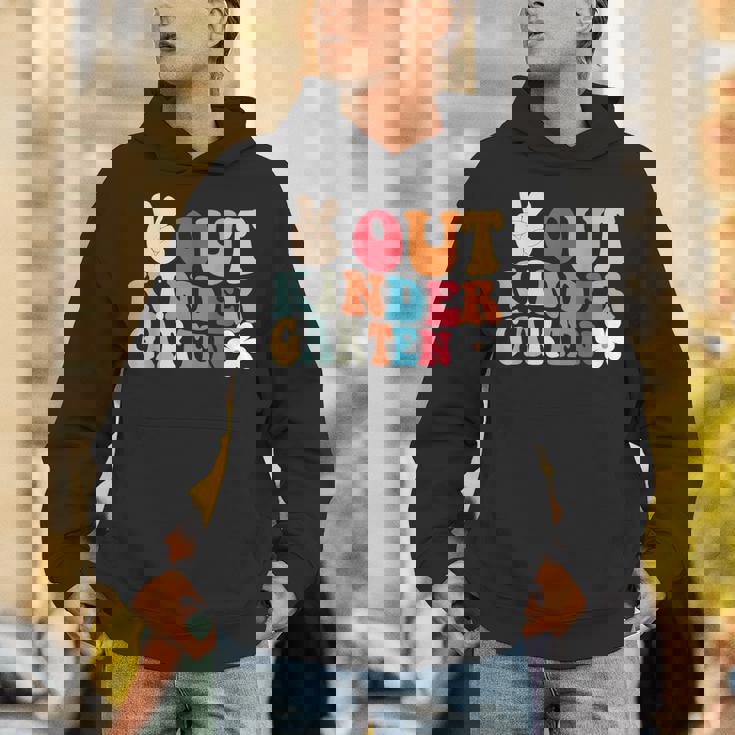 Peace Out 幼稚園 卒業 ピースアウト 幼稚園 Hoodie