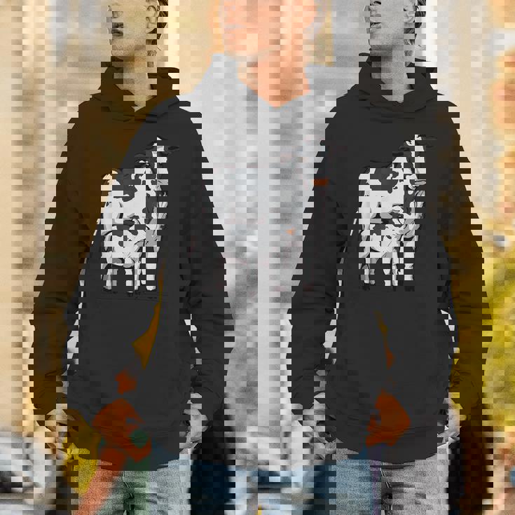 かわいい牛の絵 牛のアート 子牛 牛 母牛 Hoodie