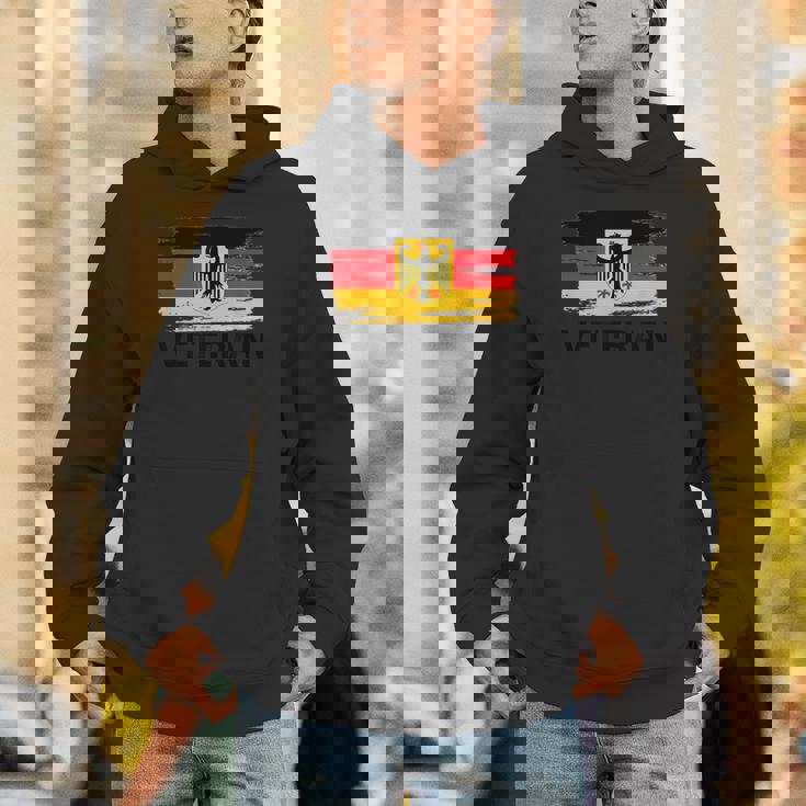 ドイツ退役軍人tシャツ イーグルとフラッグ – 愛国的なゲルマ パーカー