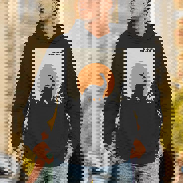 モケレ Mbembe パーカー