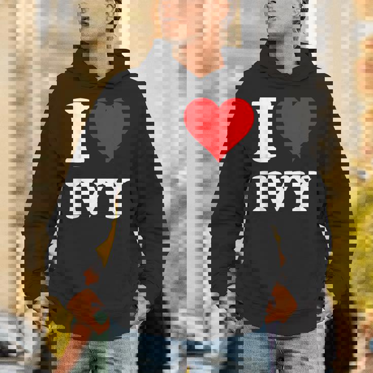 レッドハート アイビーが大好き パーカー