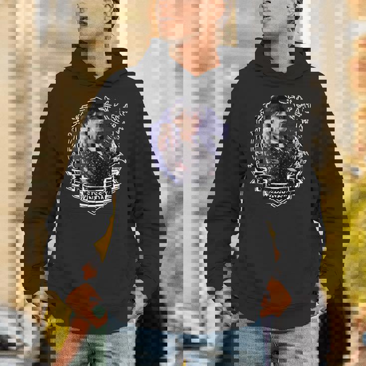 水曜シリーズ ネバーモアフレーム 水曜日 パーカー