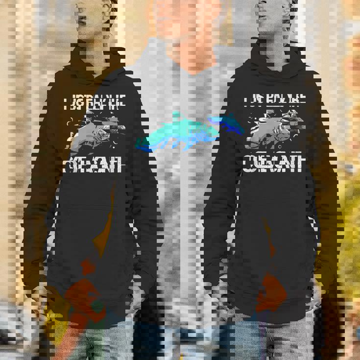 私はシーラカンスが本当に好きです Hoodie