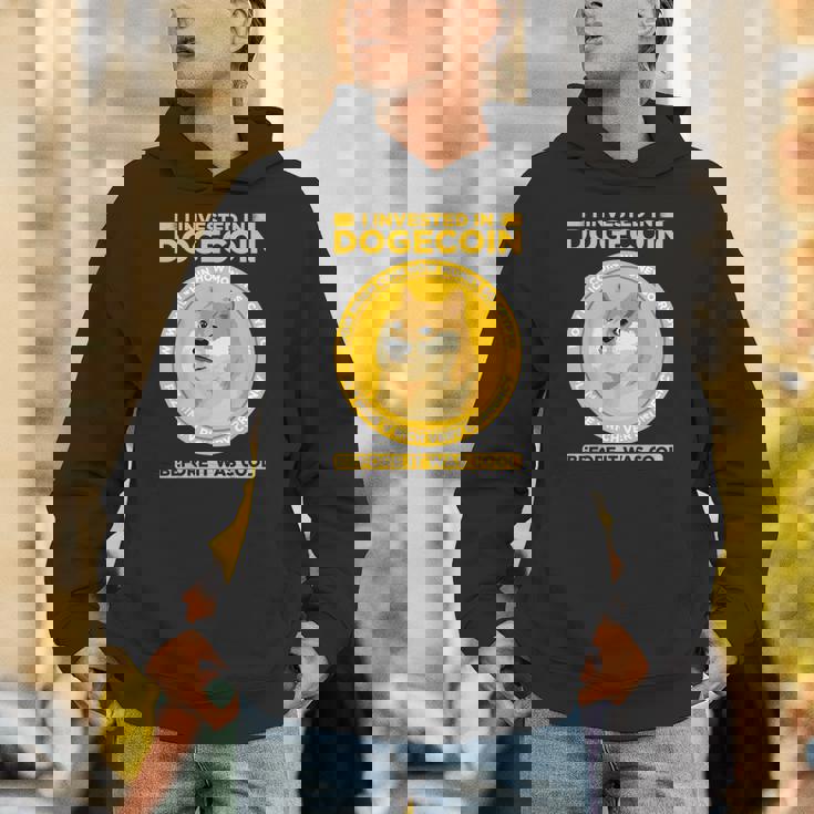 私は面白い暗号通貨のユーモアの前にドージコインに投資しました パーカー