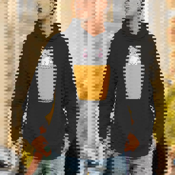 胸ポケットにハムスター パーカー