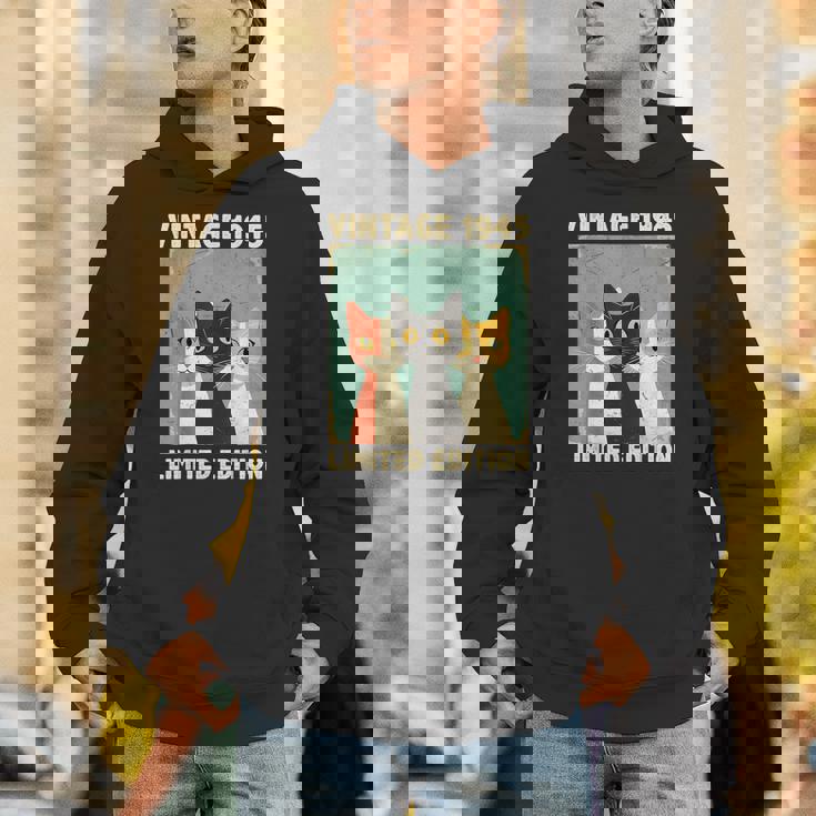 面白い 80歳 ギフト ヴィンテージ 1945 猫好き 80歳の誕生日 パーカー