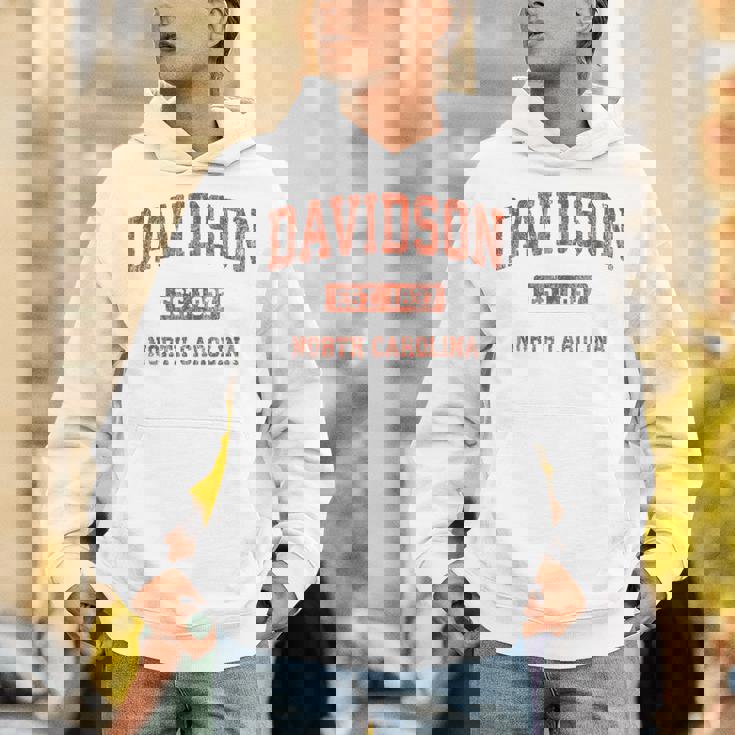 Davidson ノースカロライナ Nc ビンテージ アスレチック スポーツデザイン パーカー