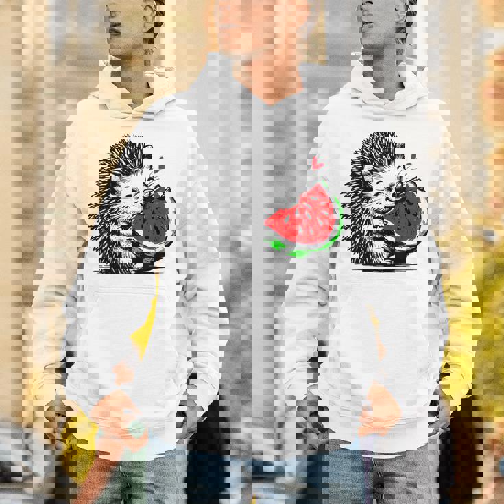 スイカの誕生日を食べるキュートで愛らしいハリネズミ Hoodie