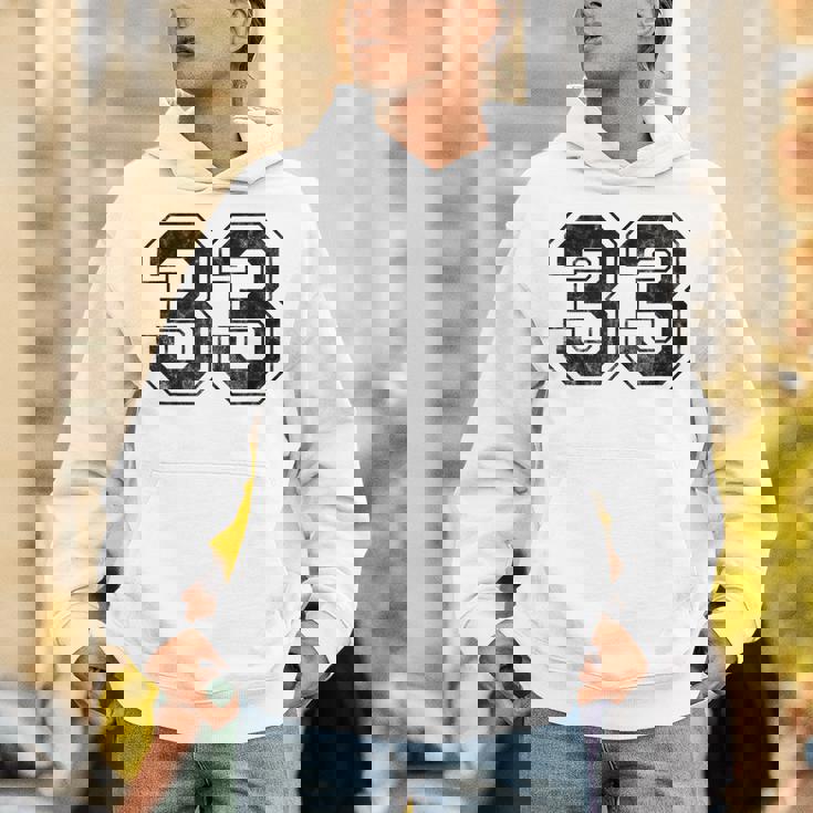 番号33 パーカー