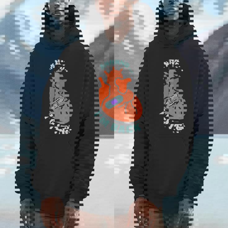 And I'm Back 生き残り バイパス 心臓発作 サバイバー 心臓 Hoodie