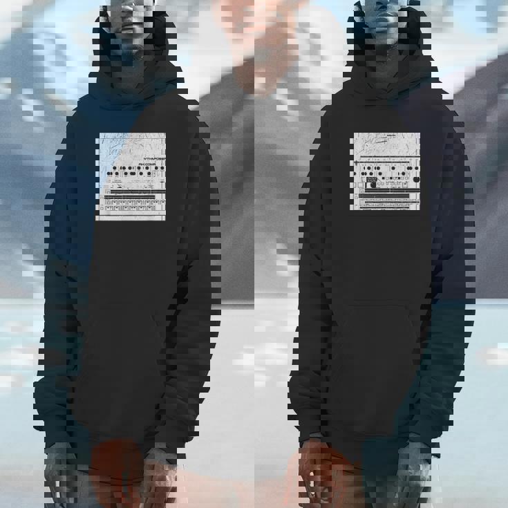 Synthesizer アナログシンセドラムマシン コンピューターヴィンテージオタク パーカー