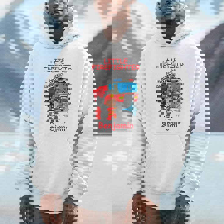 キッズ 消防署の消防車 小さな消防士ベンジャミン Hoodie