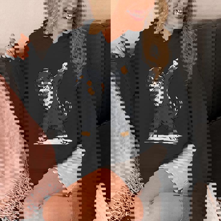 Bernese Mountain Dog ダブダンス ギフトシャツ Hoodie