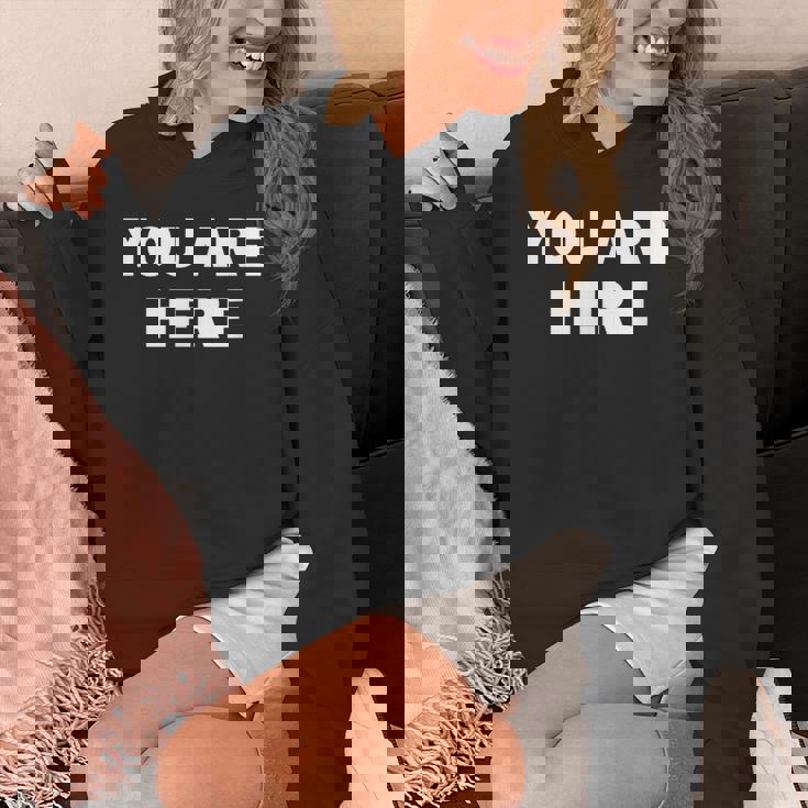 Cool You Are Here トレンディでシンプルな言葉のデザイン パーカー