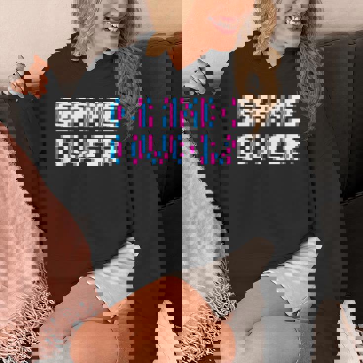 Game Over 8Bit ゲームオーバー 8ビットピクセル レトロヴィンテージビデオゲームグラフィック ゲーマー パーカー