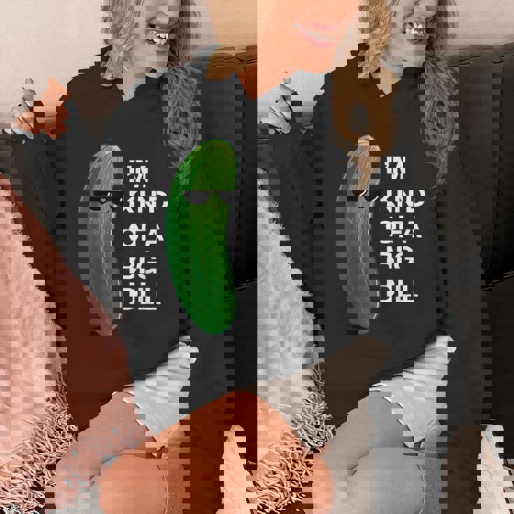 アイム・カインド・オブ・ア・ビッグ・ディルのフード・ダジャレ変なピクルス・キュウリ パーカー