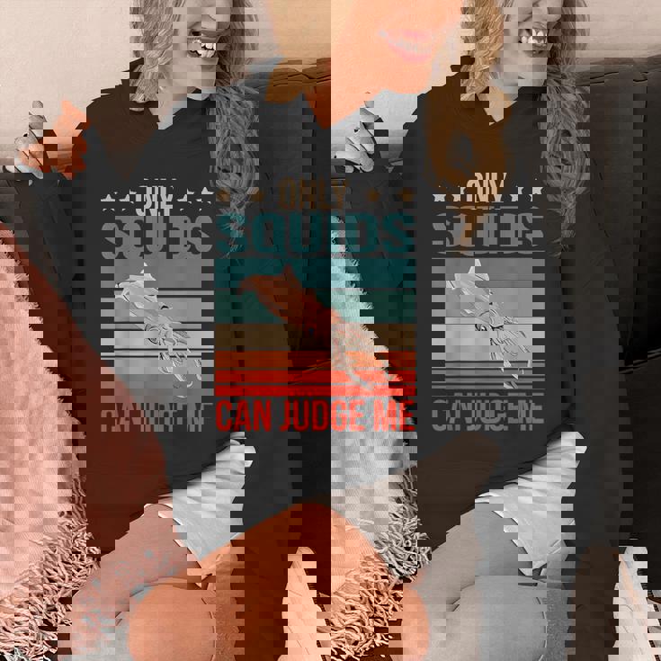 イカは私を判断できる 烏賊 イカ Hoodie