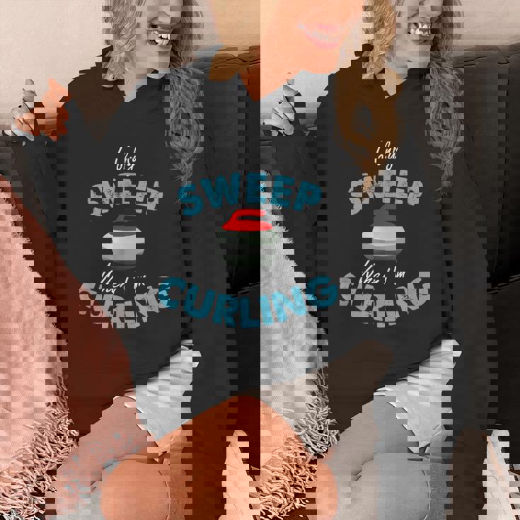 カーリングしているときだけ掃除する-おもしろいカーリング Hoodie