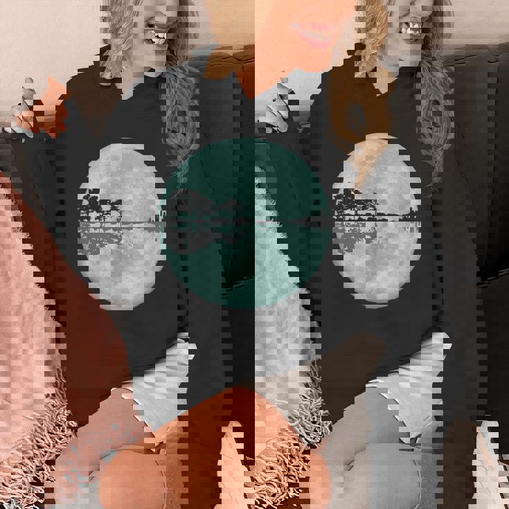 ギター 湖 反射 月 ギター ミュージシャン パーカー