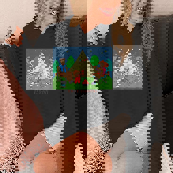 クレヨンしんちゃん 野原一家キャンプファイヤー 集合 Hoodie