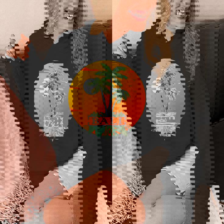 バリ島 熱帯雨林 ジャングル ハイキング ウブド ヌサペニダ ギフト お土産 島 インドネシア 夕日 休暇 ギリ諸島 パーカー