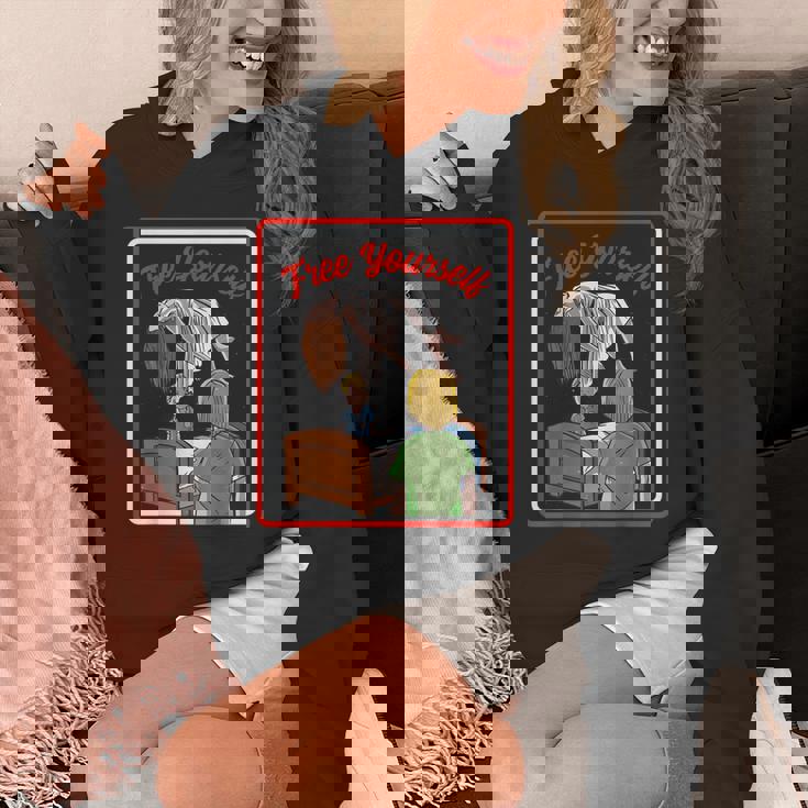 ビンテージ ホラー、取り憑かれた悪魔から解放される パーカー