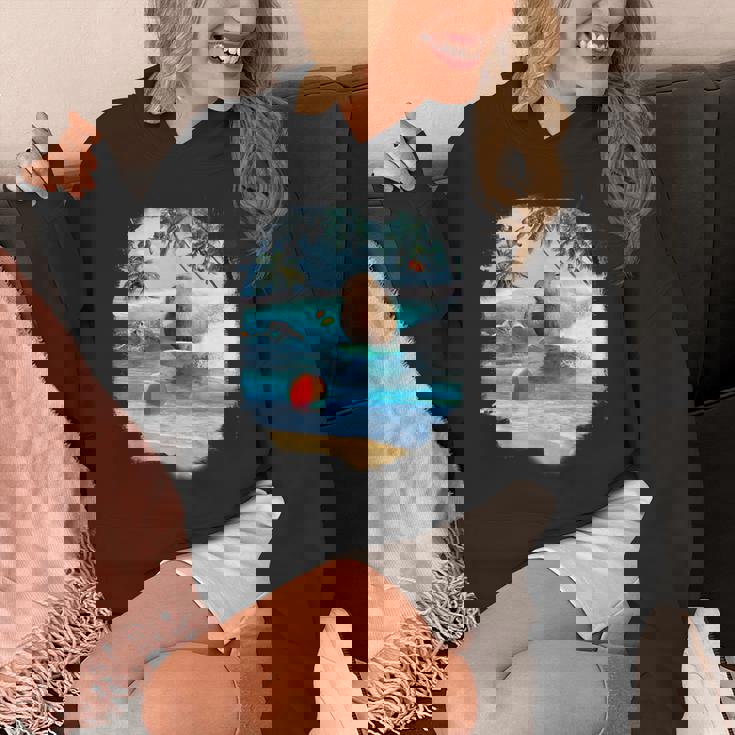 ビーチでのカピバラサーフィンおかしい パーカー