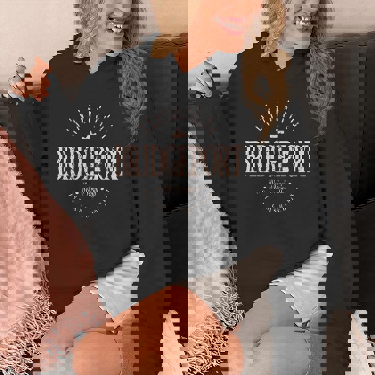 ブリッジポート ウェストバージニア モダン ブリッジポート Wv 長袖tシャツ パーカー