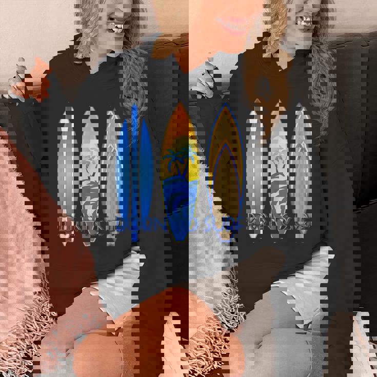 ボーン・トゥ・サーフ・サーフ・サーフィン・ザ・ウェーブ パーカー