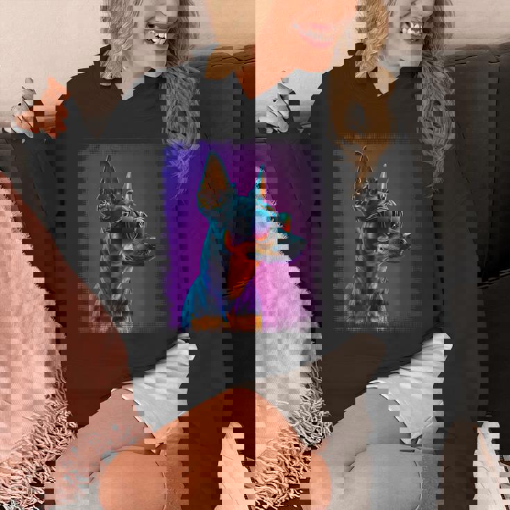 ミニピン 犬 オーナーのミニチュアピンシャーの漫画。 Hoodie