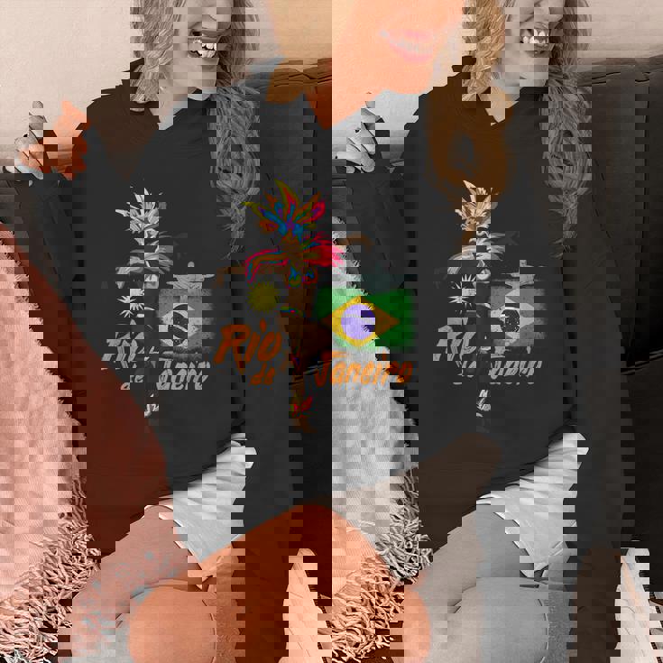 リオデジャネイロブラジルヴィンテージサンバカーニバルダンサーと旗 パーカー