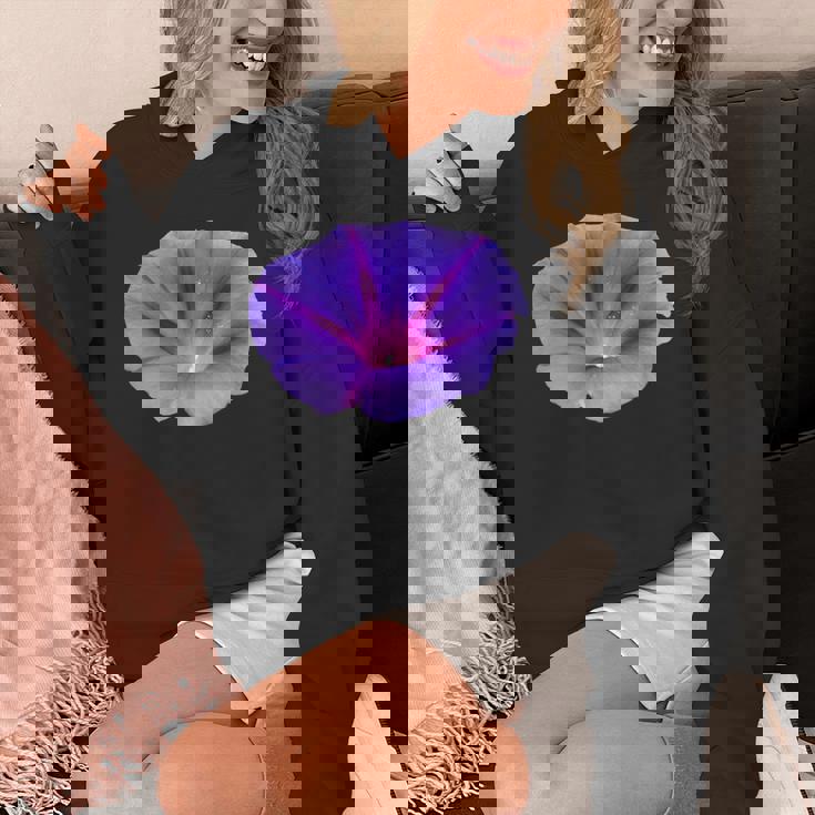 美しいパープルカラーの朝顔フラワーカットアウト パーカー