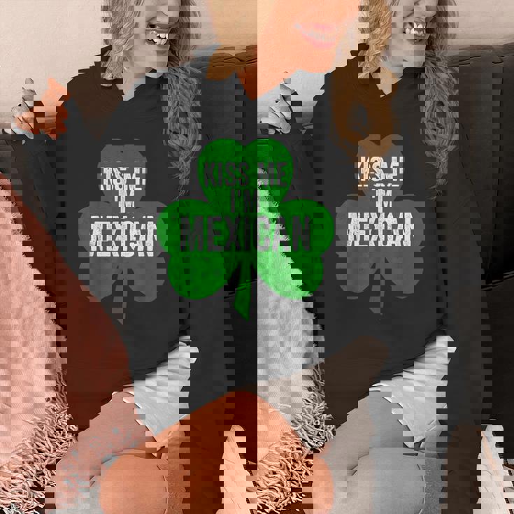 聖パトリックデー 面白いギフト Kiss Me I'm Mexican パーカー