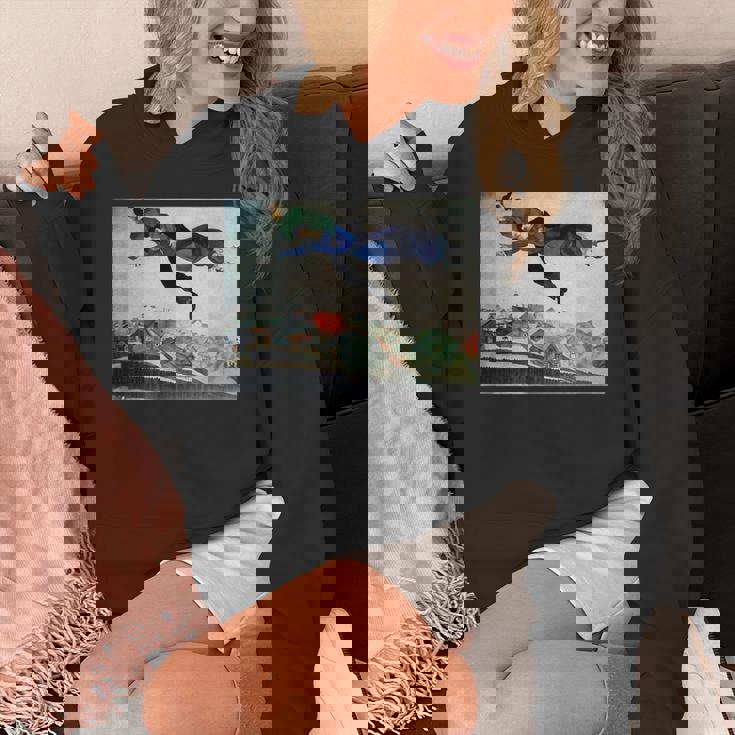 街の上で パーカー