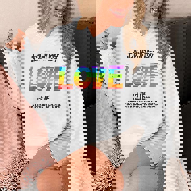 Celebrating Love Lgbtq ゲイプライドグッズ レズビアンレインボー パーカー