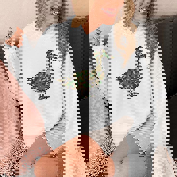 「鴨フラージュ」かも カモフラージュ 迷彩 ダジャレ 駄洒落 動物 鳥 カモ 鳧 カムフラージュ 兵士 軍隊 軍人 国防 パーカー