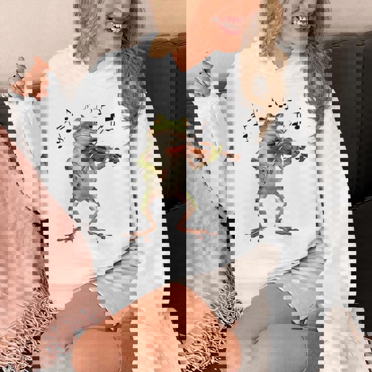 おもしろミュージシャン バイオリニスト かわいいカエル 演奏 バイオリン Hoodie