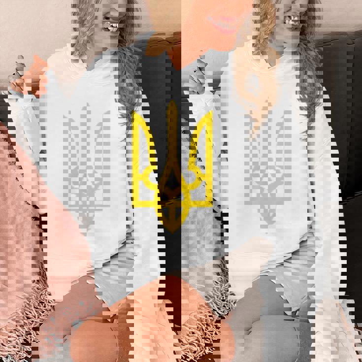 ウクライナ大統領ヴォロディミル・ゼレンスキー ウクライナエンブレム Hoodie