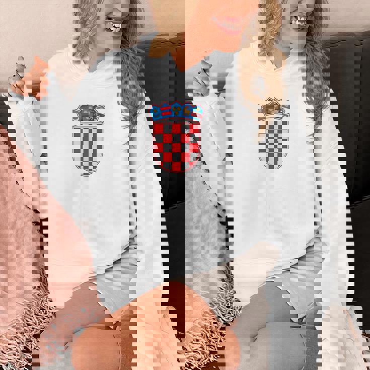 クロアチア ヴィンテージ クロアチア国旗tシャツ Hoodie