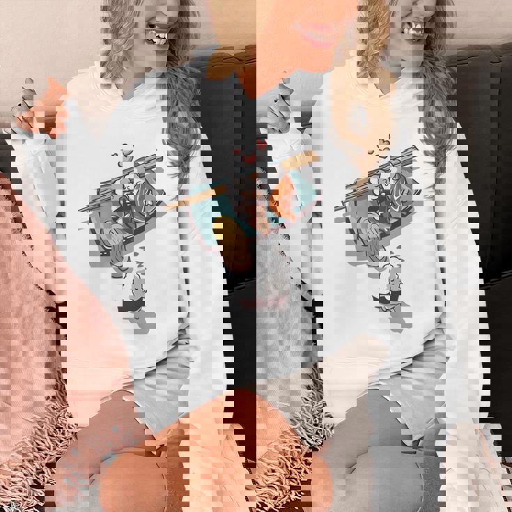 一緒に寝る 寿司 と 寝ぼける 寿司 たまご サーモン 穴子 Hoodie