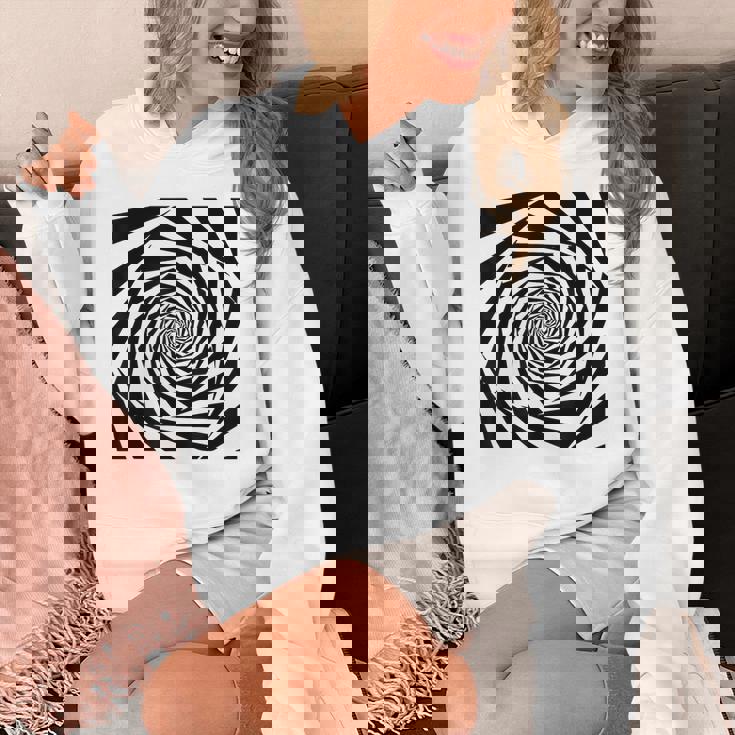 催眠術師 ヒプノシス グラフィック 目の錯覚 トリッピー スパイラル 幾何学模様 Hoodie