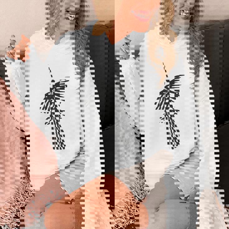 南米のペルーナスカラインハチドリコンドルのシルエット。 パーカー