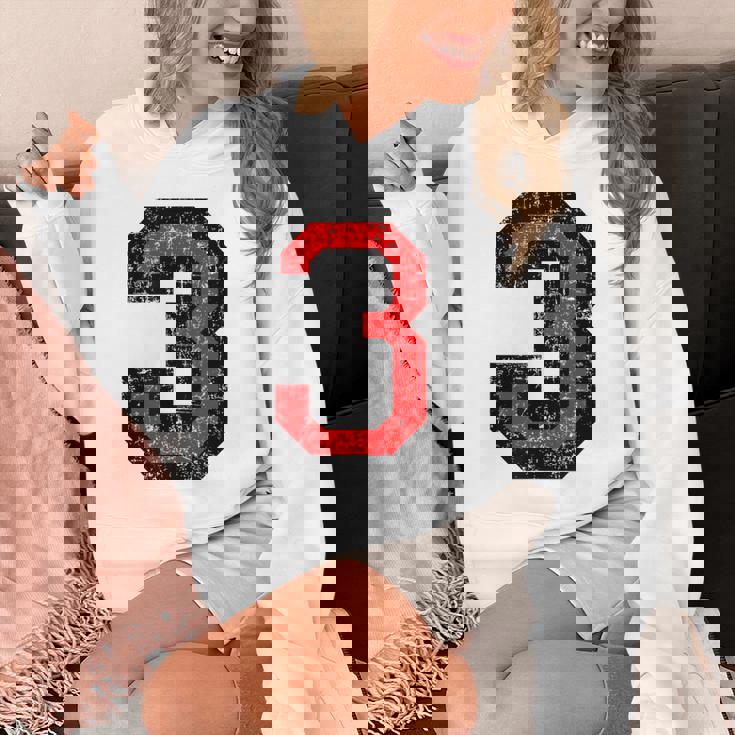 数字 3 ヴィンテージブラック&レッド パーカー