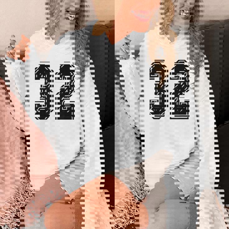 背番号 32 チーム短大スポーツ背番号付きユニフォーム パーカー