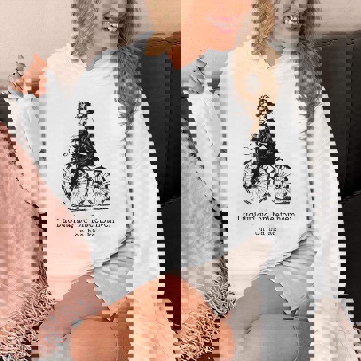 自転車に乗ったベートーベン ルートヴィグバン ベートーベン パーカー