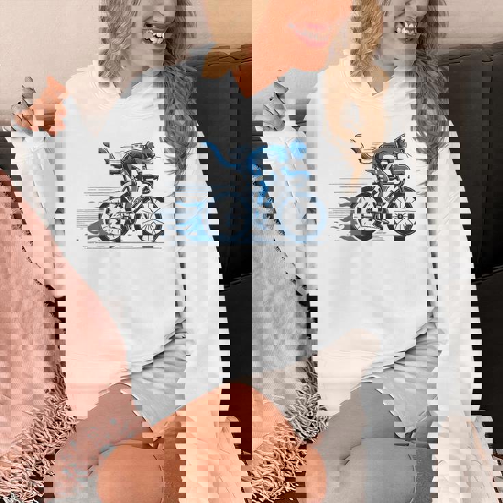 趣味のサイクリストのためのおしゃれな面白いロードバイク猫。 パーカー