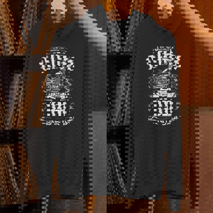 66 歳の誕生日男性オートバイ バイクに乗る人 1958 パーカー