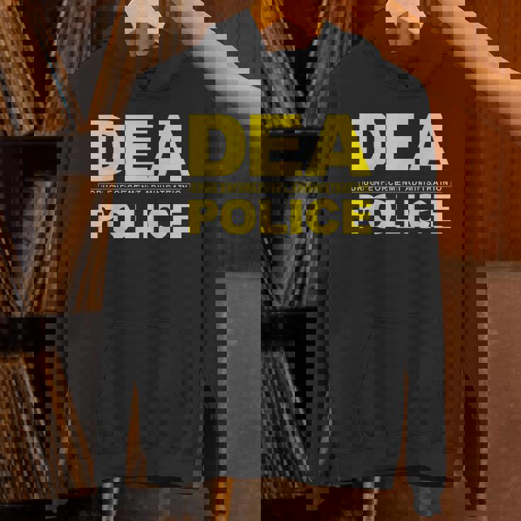 Dea 薬局 警察官 パーカー